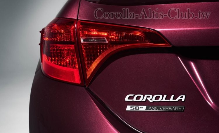 2017-Toyota-Corolla-1081-876x535.jpg